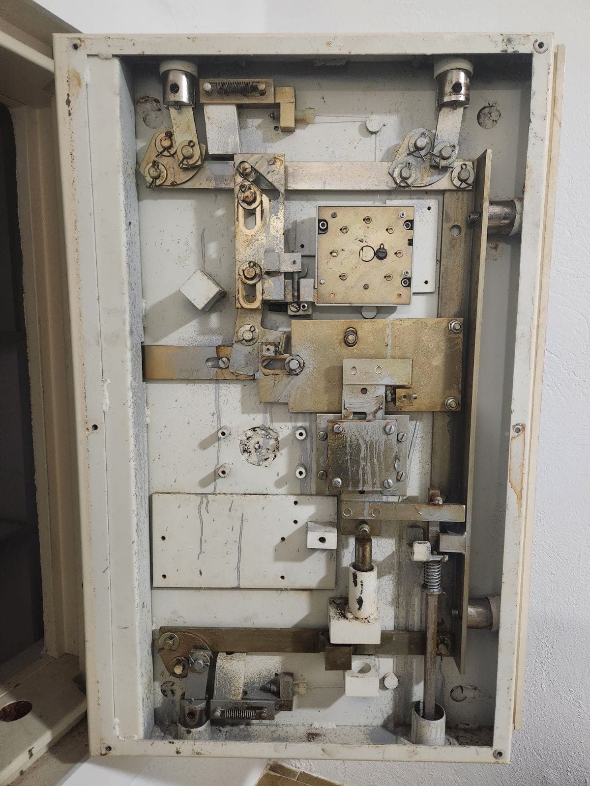 Ouverture coffre-fort sécurisé - BS PRO