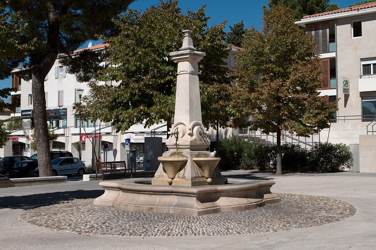 Fontaine de Bouc-Bel-Air, Provence
