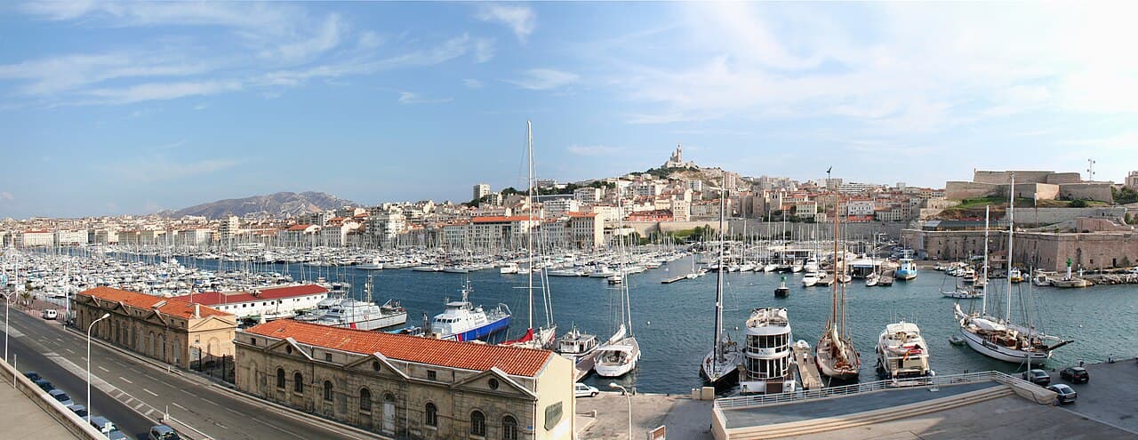 Vue sur Marseille et les Bouches-du-Rhône, zone d'intervention BS PRO