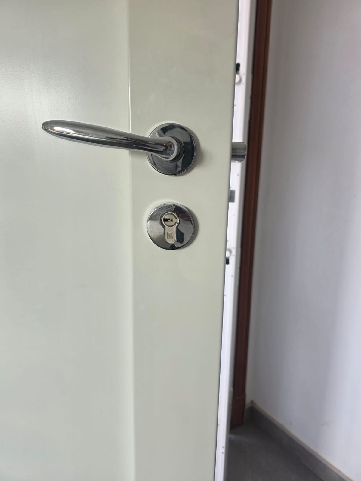 Seuil porte blindée Martigues