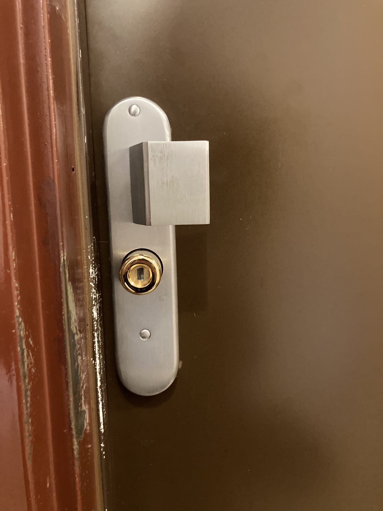 Ouverture porte Fichet en cours - Serrurier Vitrolles